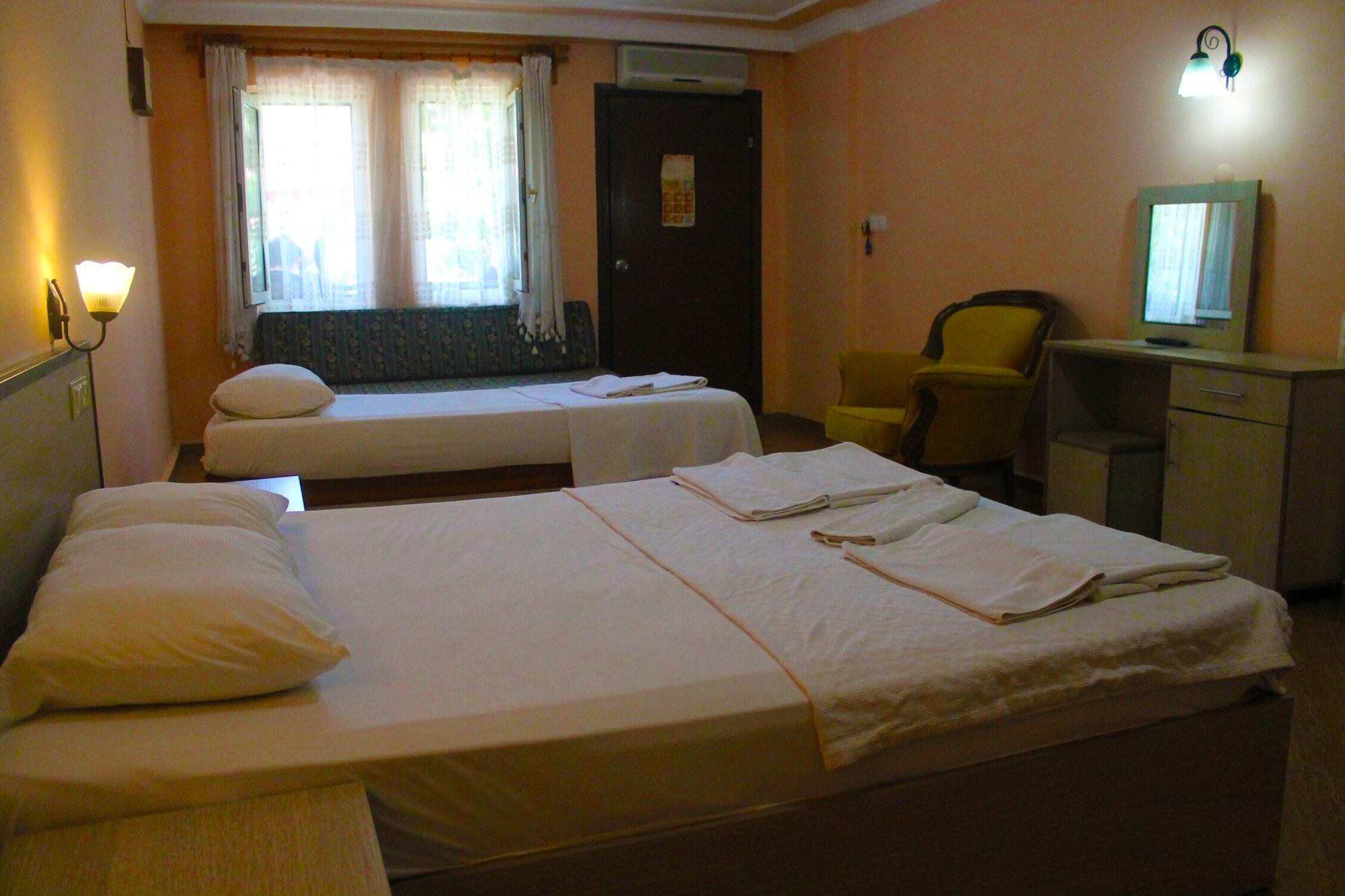 Carmina Hotel Ölüdeniz Extérieur photo