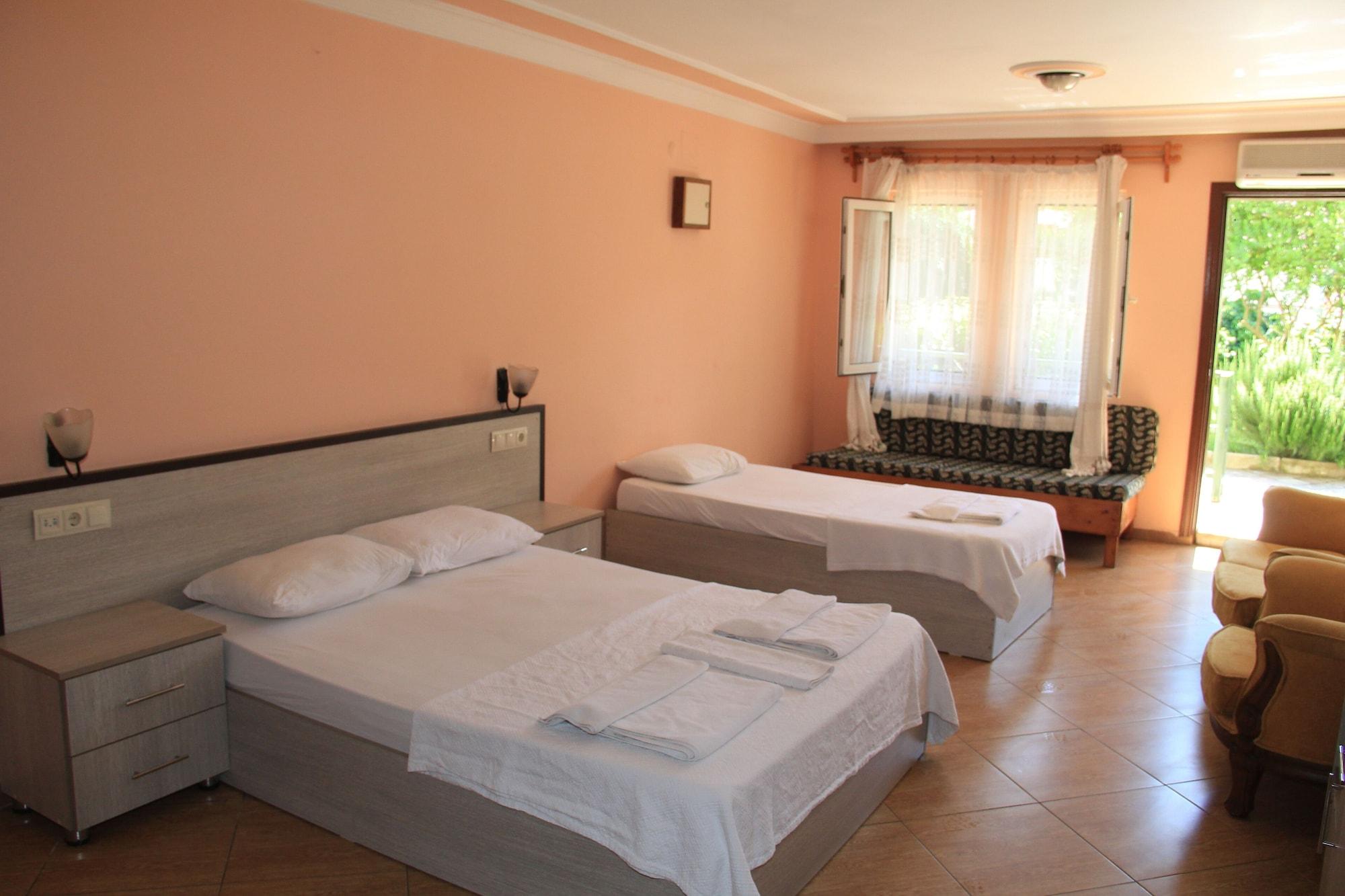 Carmina Hotel Ölüdeniz Extérieur photo