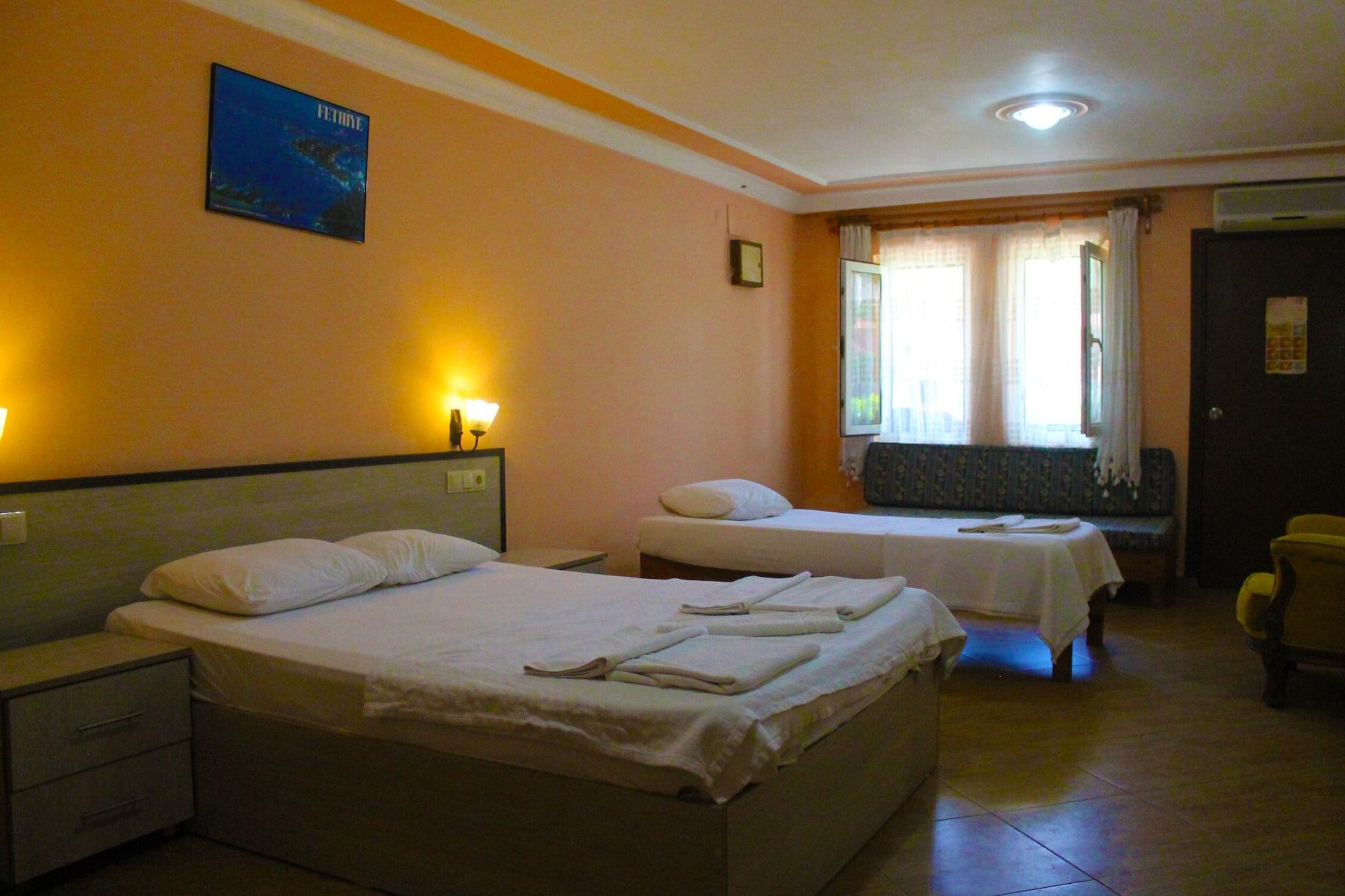Carmina Hotel Ölüdeniz Extérieur photo
