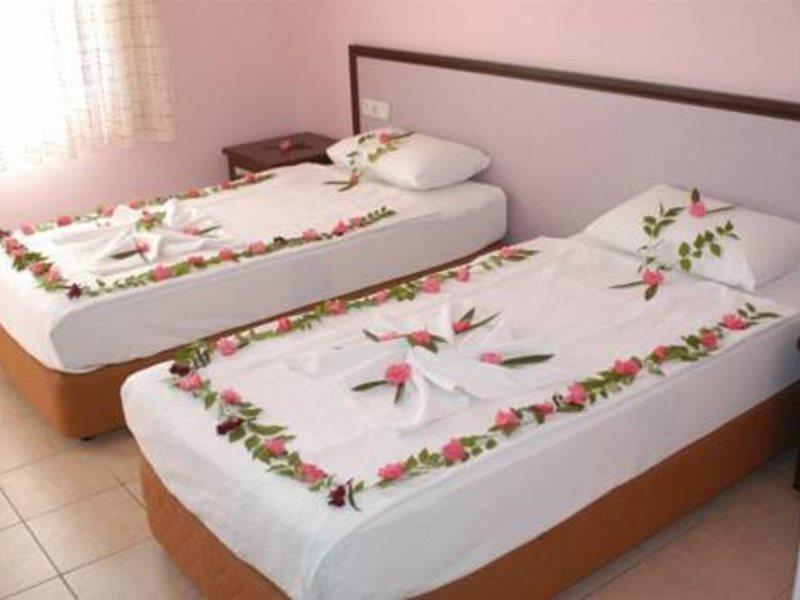 Carmina Hotel Ölüdeniz Extérieur photo